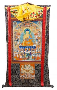 Assorted 〝Sakyamuni Buddha〝 thanka with brocade.