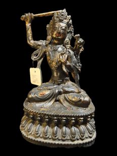 Manjushree 27cm